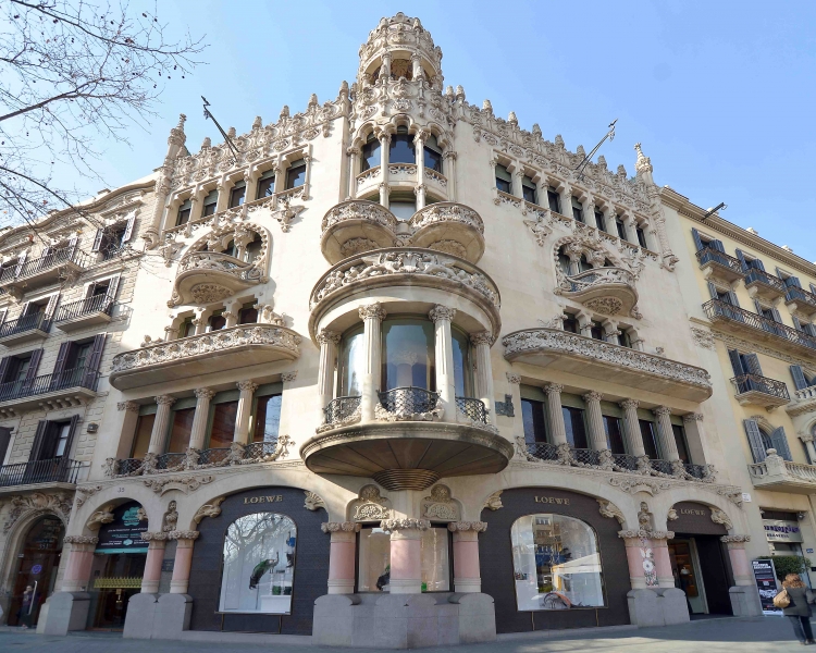 Psg. de Gràcia, 35 - Façana (3).jpg